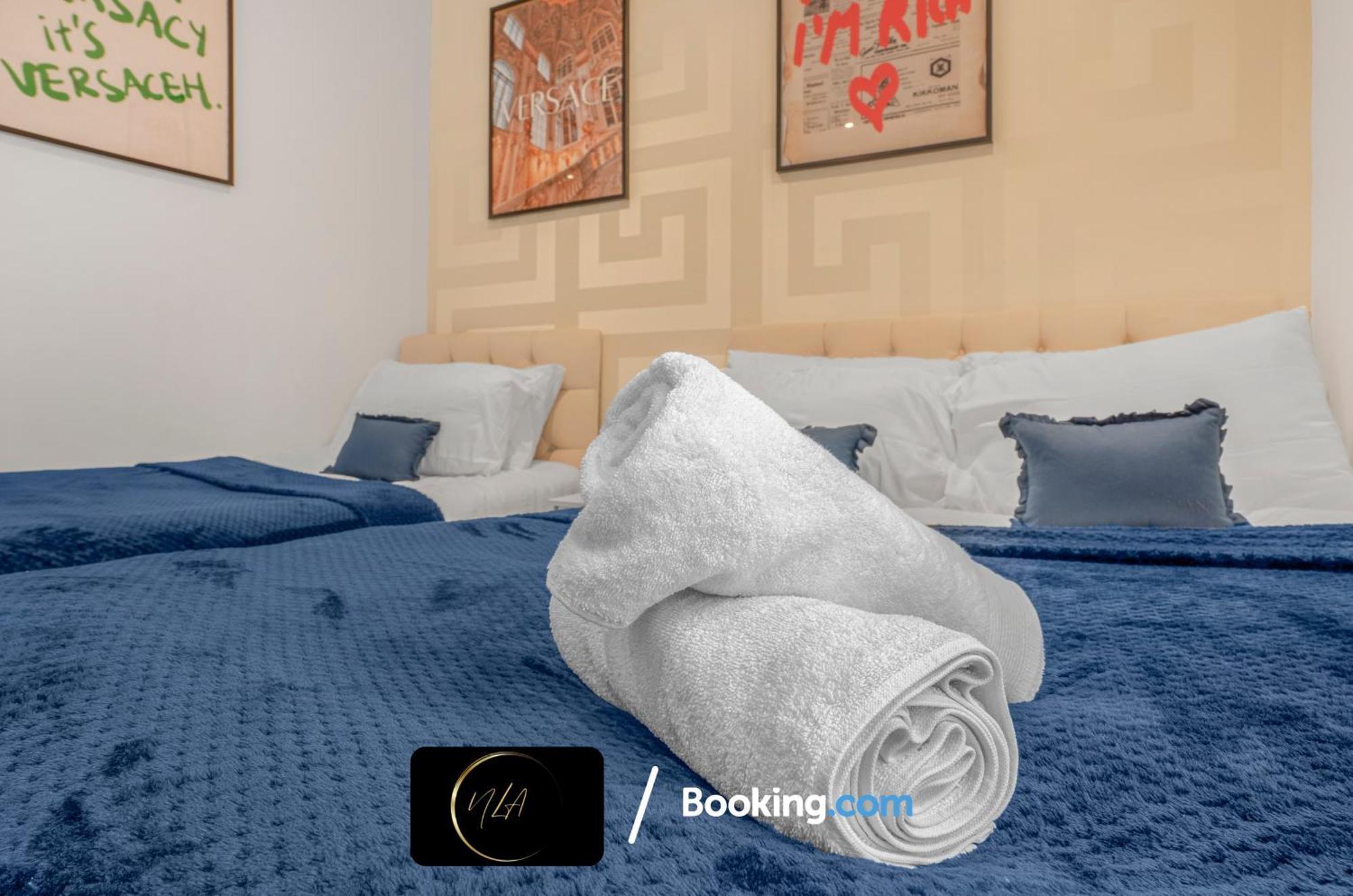 City Centre Apartment With Free Parking, 2 Bathrooms, Netflix And Wifi - Suitable For Contractors And Families - By Noor Luxury Accommodations Birmingham Exterior photo